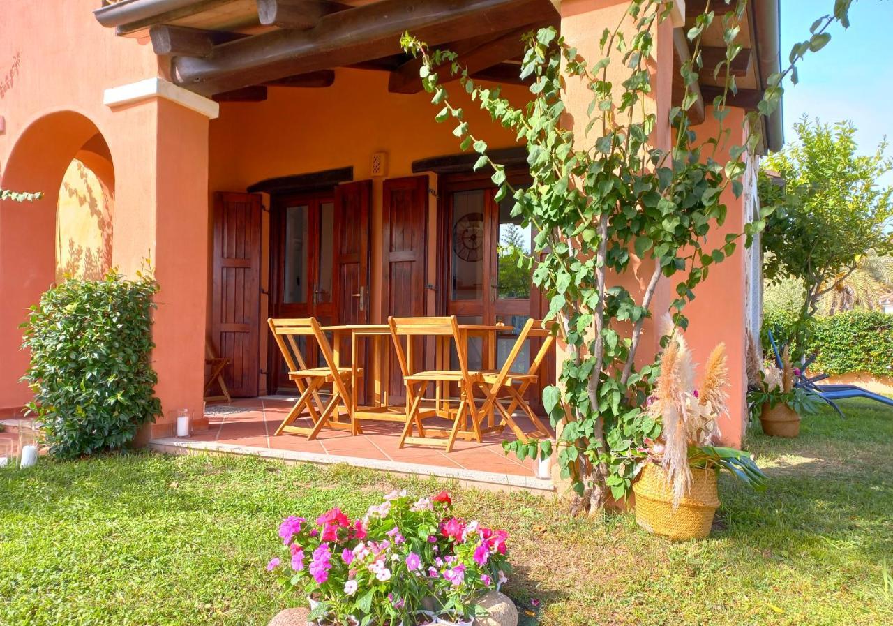 Villa Stella Fronte Mare Porto Frailis Àrbatax Εξωτερικό φωτογραφία